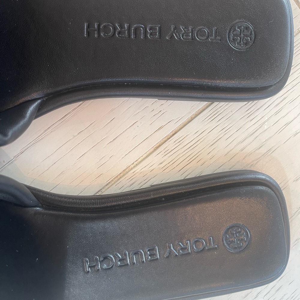 Gorgeous Tory Burch Black Leather Slides with Gold Detailing! - Picture 6 of 14